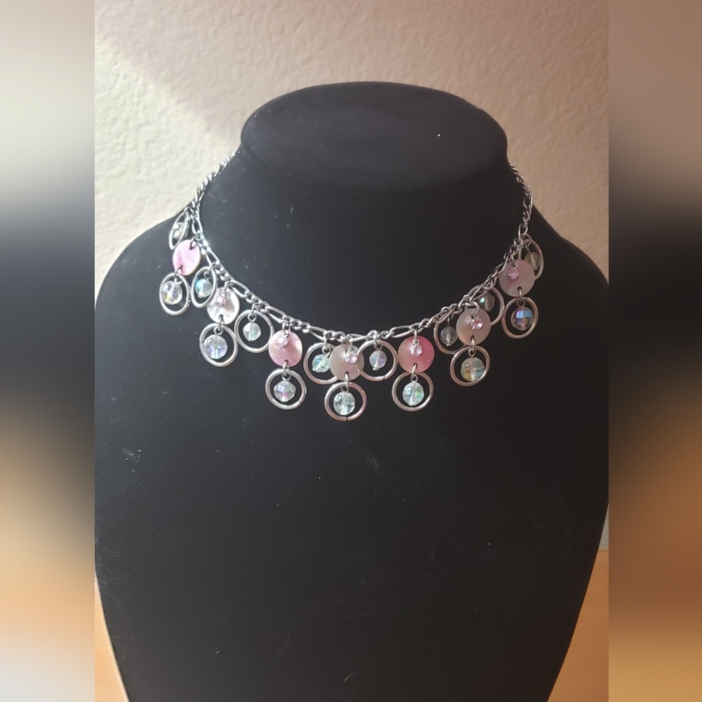 Short necklace & earrings set